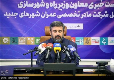 نشست خبری علیرضا جعفری مدیرعامل شرکت عمران شهرهای جدید