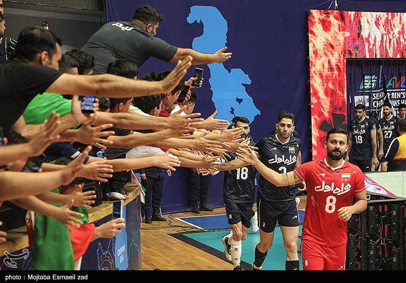 مسابقات والیبال قهرمانی آسیا/ استقبال گرم غدیری‌ها از تیم ملی