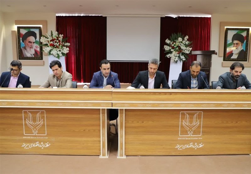 اکثر سرمایه‌گذاران خارجی فعال در خراسان جنوبی چینی‌ها هستند