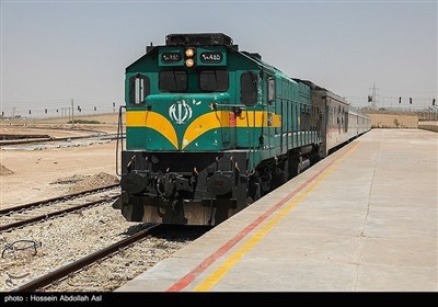  سرد شدن لکوموتیو دلیل نقص فنی قطار تهران-مشهد اعلام شد 