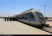 مسافران استقبال نکردند؛ واگن حمل خودرو قطار زنجان - مشهد حذف شد