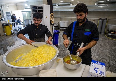 خدمت‌رسانی به زئران اربعین حسینی در مرز چذابه