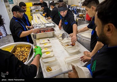 خدمت‌رسانی به زئران اربعین حسینی در مرز چذابه