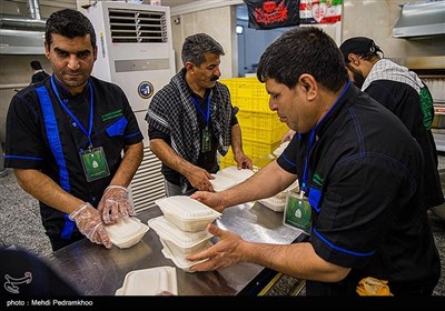 خدمت‌رسانی به زئران اربعین حسینی در مرز چذابه