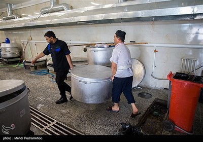 خدمت‌رسانی به زئران اربعین حسینی در مرز چذابه