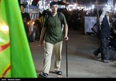 پیاده روی شبانه زائرین اربعین حسینی در مسیر نجف به کربلا