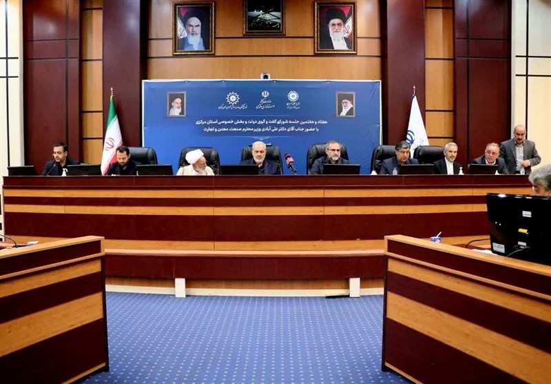 انتقاد رئیس فراکسیون صادرات مجلس از رشد 100 درصدی قیمت در شهرک‌های صنعتی استان مرکزی