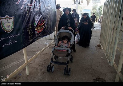 بازگشت زائران اربعین حسینی از مرز خسروی