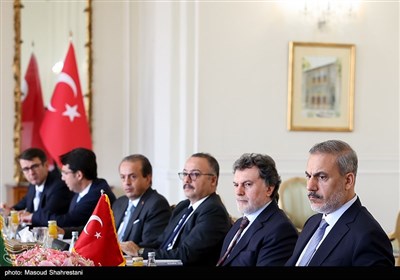 أمير عبداللهيان يستقبل وزير الخارجية التركي