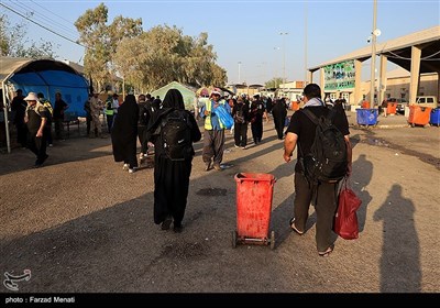 بازگشت زائرین اربعین حسینی از مرز خسروی