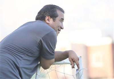  کناره‌گیری خداداد عزیزی از کادر فنی تیم ملی فوتبال 