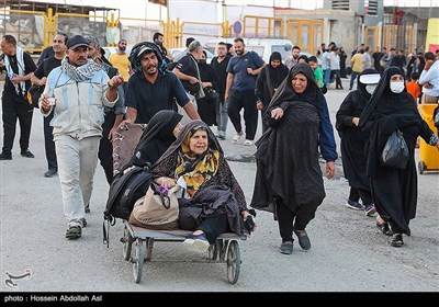 بازگشت زائرین اربعین حسینی از مرز شلمچه 