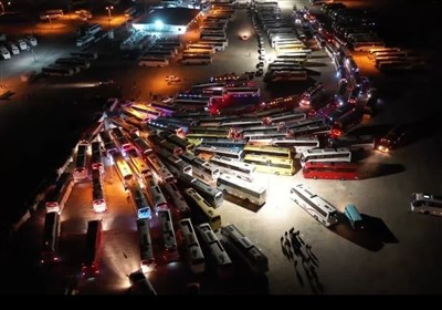صف سه و نیم کیلومتری اتوبوس ها برای انتقال زائران از پایان شهید سلیمانی