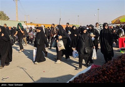 بازگشت زائرین اربعین حسینی از مرز مهران