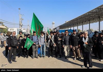 بازگشت زائرین اربعین حسینی از مرز مهران