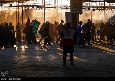 بازگشت زائرین اربعین حسینی از مرز مهران