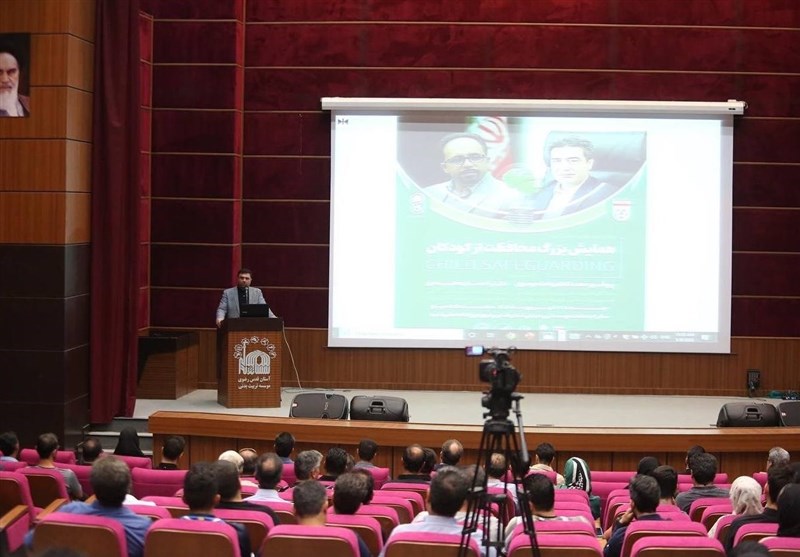 برگزاری همایش محافظت از کودکان در مشهد