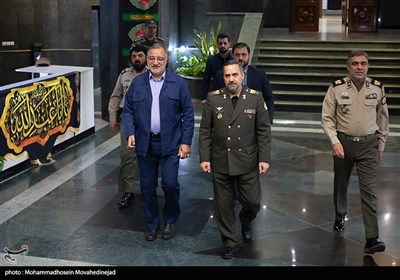 آیین امضاء تفاهم نامه همکاری مشترک بین شهرداری تهران و وزارت دفاع و پشتیبانی نیروهای مسلح