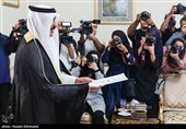وزير الخارجية الايراني يتسلم نسخة من اوراق اعتماد السفير السعودي الجديد
