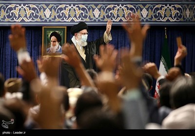 People from Predominantly Sunni Provinces Meet Leader in Tehran
