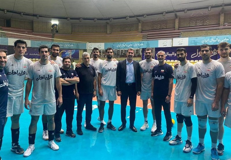 والیبال , تیم ملی والیبال ایران , محمدرضا داورزنی , فدراسیون والیبال ایران , 