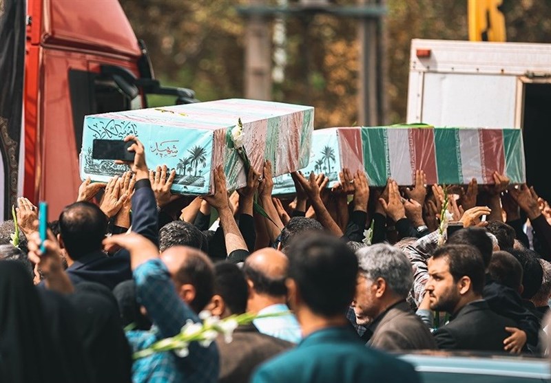 تشییع پیکر 23 شهید تازه تفحص شده در ارومیه/ خط و نشان مردم برای دشمنان ایران + فیلم و تصاویر