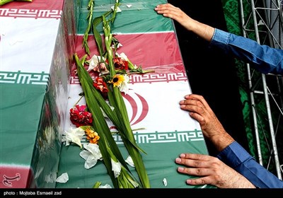تشییع پیکر 23 شهید تازه تفحص شده در ارومیه