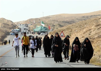 Pilgrims Walk to Shrine of Imam Reza (AS) in Mashhad