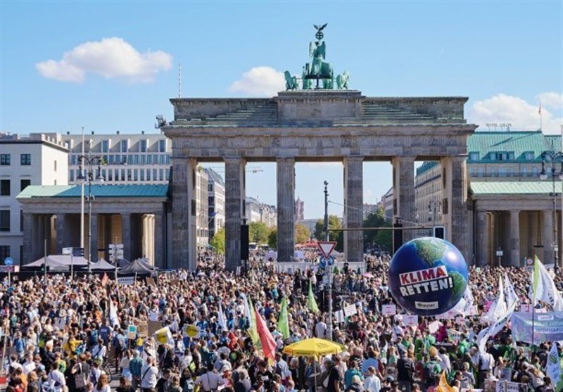 اعتراض هزاران فعال آب و هوا در آلمان علیه سیاست‌های دولت