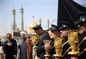 حال و هوای حرم مطهر حضرت معصومه (س) در سالروز شهادت برادر/ قم غرق در عزا و ماتم شد