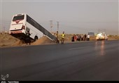 سقوط یک دستگاه اتوبوس در ایوانکی با 28 مصدوم + تصویر