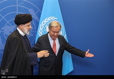 سید ابراهیم رئیسی رئیس‌جمهور در ادامه برنامه‌های سفر خود به نیویورک، با آقای «آنتونیو گوترش» دبیرکل سازمان ملل دیدار و گفتگو کرد.