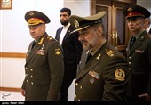 دیدار وزرای دفاع ایران و روسیه