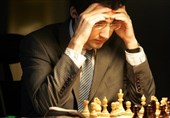 کناره‌گیری قهرمان شطرنج جهان از مسابقات آنلاین