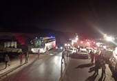 13 مجروح در تصادف 3 خودرو سواری در جاده قدیم مشهد به نیشابور + تصویر