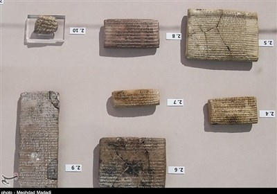 عودة 3506 الواح اخمینیة إلى البلاد ، هدایا تذکاریة حملها رئیس الجمهوریة من أمریکا