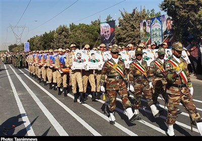 رژه مقتدرانه نیروهای مسلح در قزوین برگزار شد + تصویر