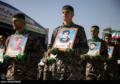 مراسم رژه نیروهای مسلح جمهوری اسلامی ایران-کرمانشاه