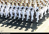 Tahran&apos;da silahlı kuvvetleri tatbikatı