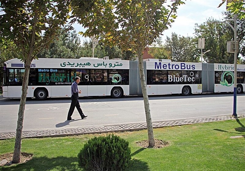 ورود نخستین &quot;متروباس&quot; به ناوگان حمل‌ونقل عمومی تهران از امروز + فیلم