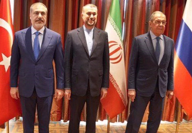 Iran, Russia, Turkey Hold Tripartite Summit on Syrian Crisis at UN Assembly