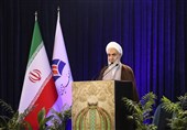 امام‌جمعه قزوین: آمریکایی‌ها دست به کارهای احمقانه در همسایگی ایران نزنند