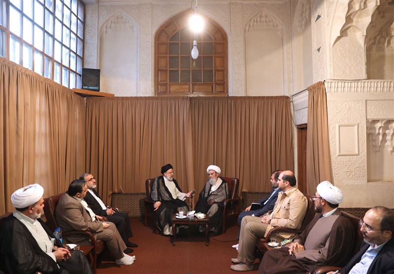در دیدار رئیس جمهور ‌با آیت‌الله مظاهری چه گذشت؟ + تصاویر