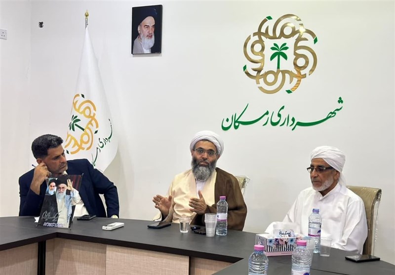 امام جمعه قشم: فرد مطالبه‌گر باید با شجاعت مسائل را پیگیری کند/ مسئولان پاسخگو باشند