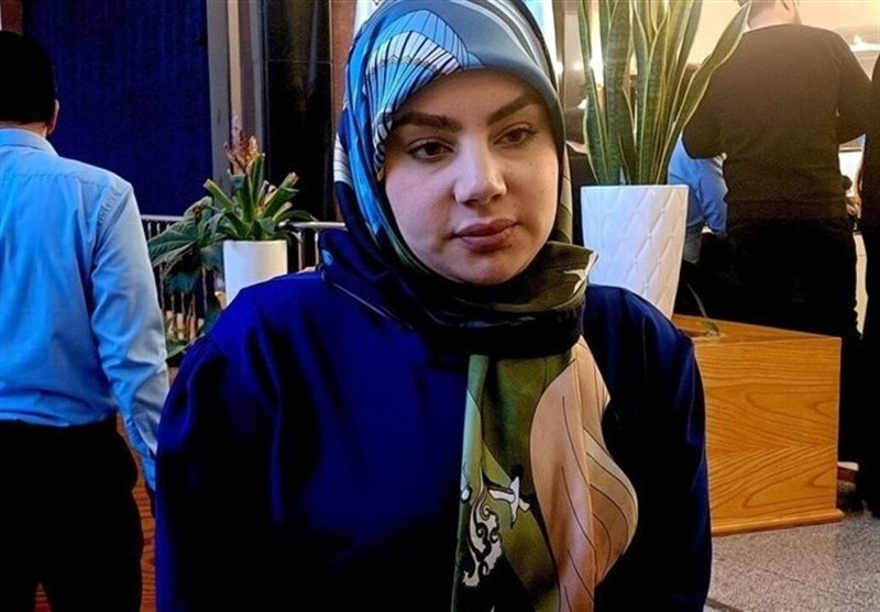 زنان ایرانی برای فعالیت اجتماعی در عین رعایت هنجارها تلاش می‌کنند