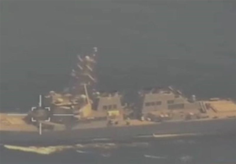 Наблюдение за американским линейным крейсером «Арли Бёрк» беспилотником Абабил-5 армии ИPИ