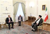 رئیسی: موضع ایران حل مسائل جمهوری آذربایجان و ارمنستان از طریق گفتگو است