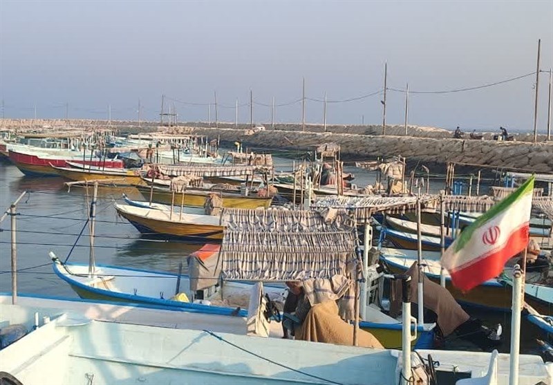 صدور نخستین گواهینامه ثبت قایق صیادی بدون هویت در بندر چابهار