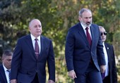 وزیر دفاع پیشین ارمنستان پاشینیان را به خیانت متهم کرد