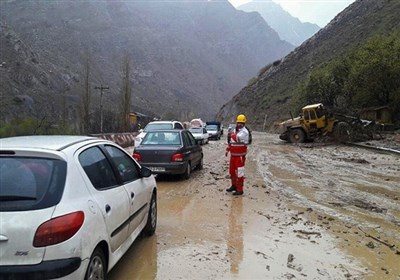  بارش برف و باران در محورهای چالوس، هراز و فیروزکوه 